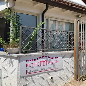 Petite Maison Couette-café